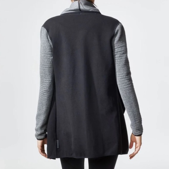 Michi Jacket - Picture 3 of 4